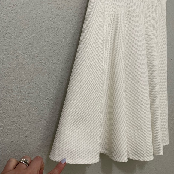 Rebecca Taylor White Fit and Flare Textured Scalloped Dress - Picture 11 of 13